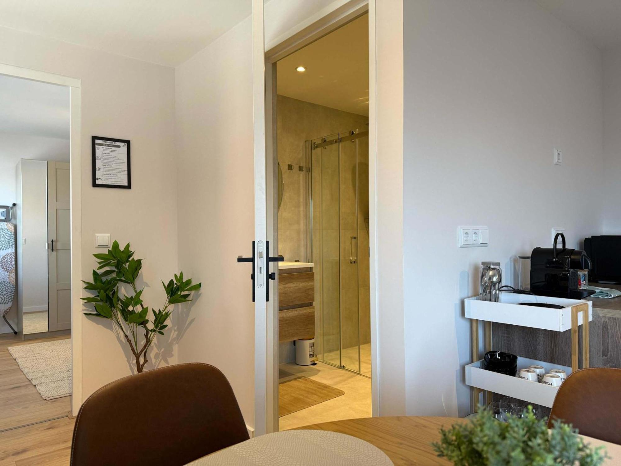 Prime Location 1br Walk Everywhere Eindhoven